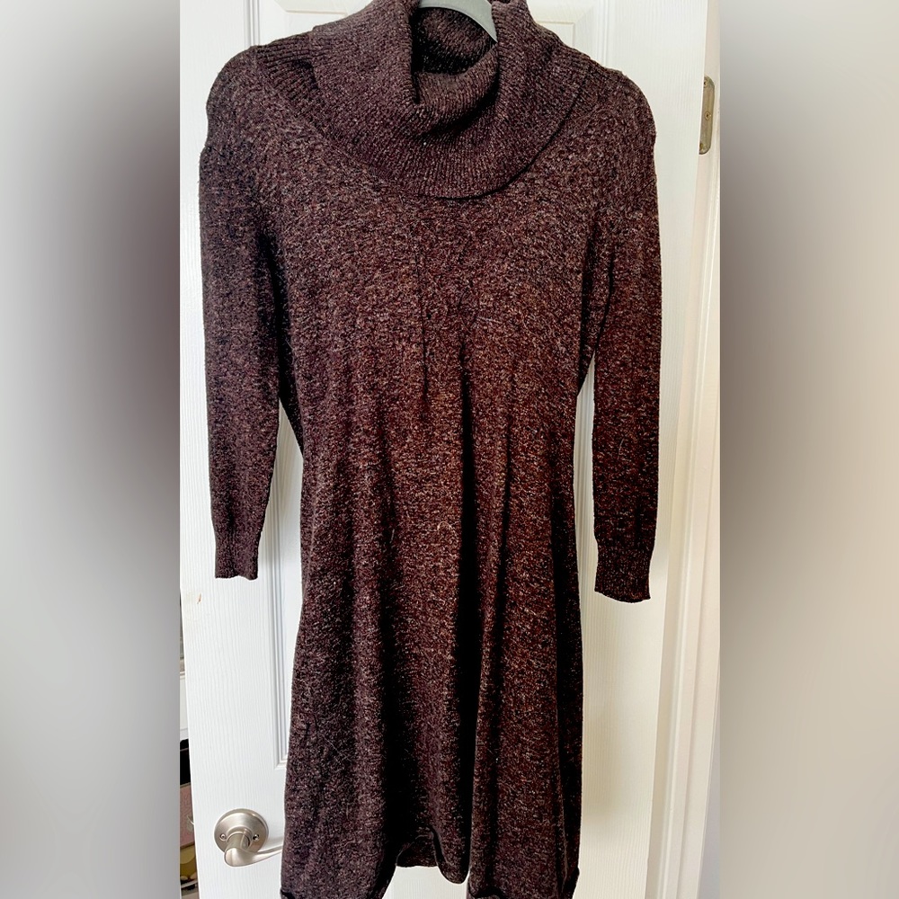 Ronni Nicole Brown Sweater Dress Size Medium